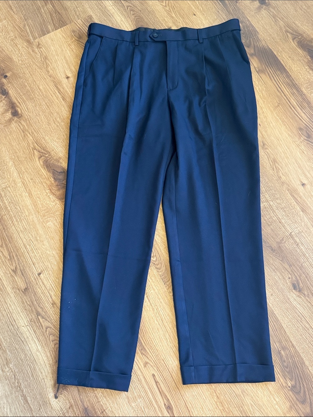 Classic Navy Pleated Dress Pants 40x32 NWT